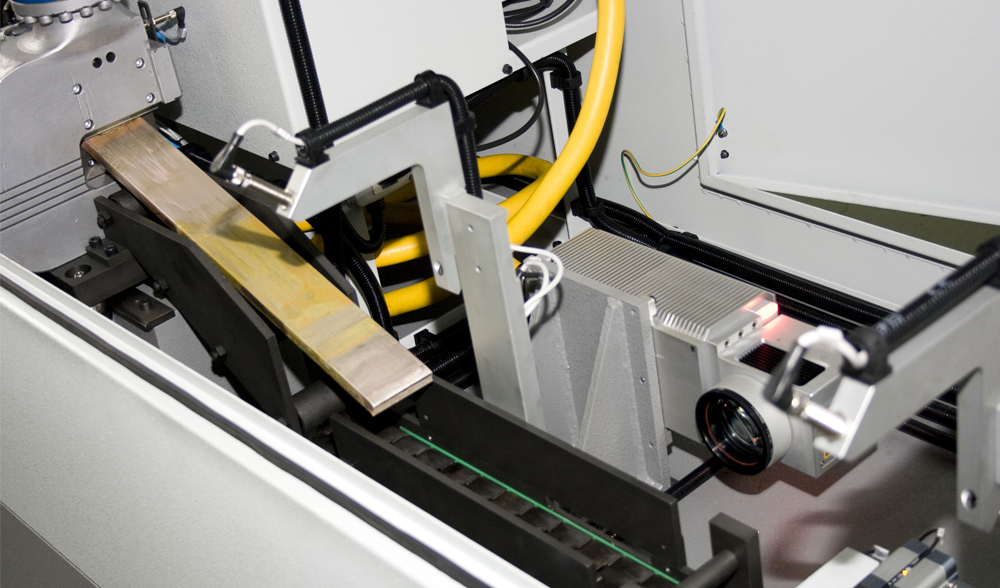 TRANCIATURA E MARCATURA LASER BARRE IN ARGENTO - immagine 4