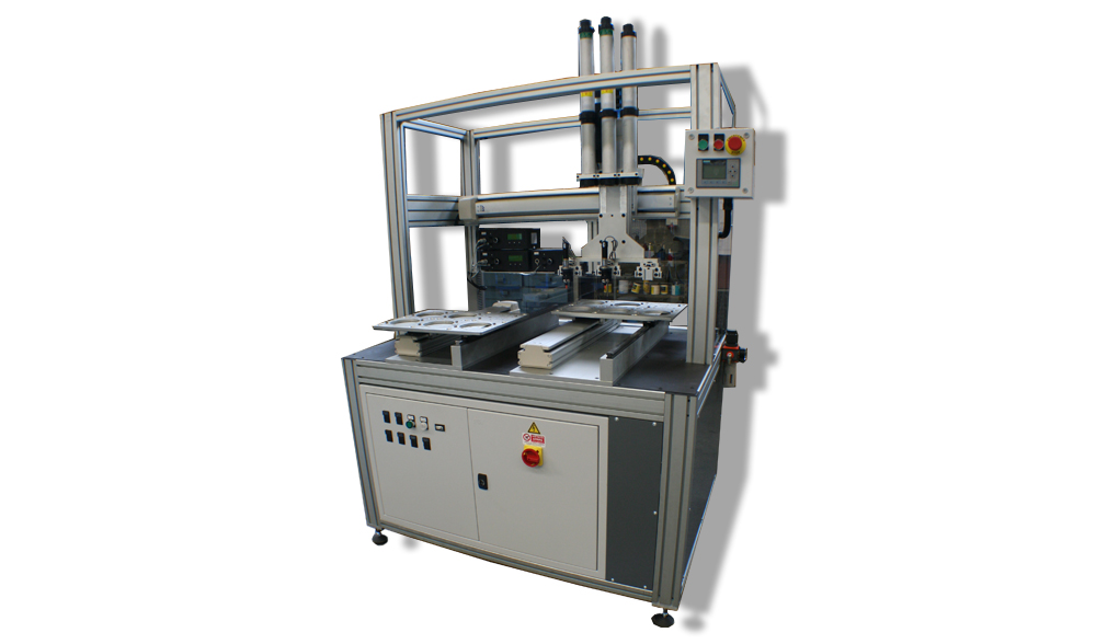SILICONATRICE DOPPIO PALLET CON TRE DOSATORI